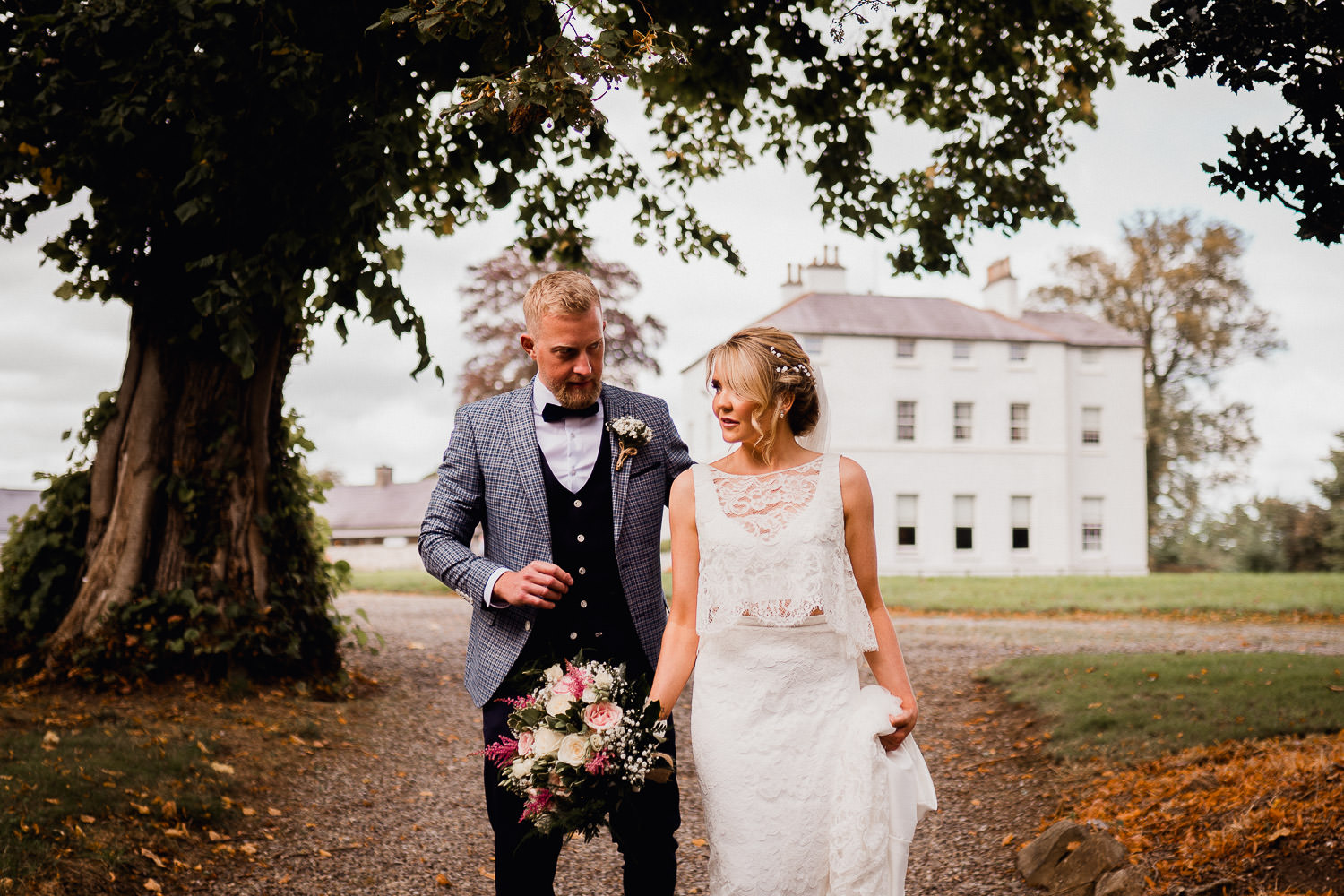 bride and groom at Boyne Hill House